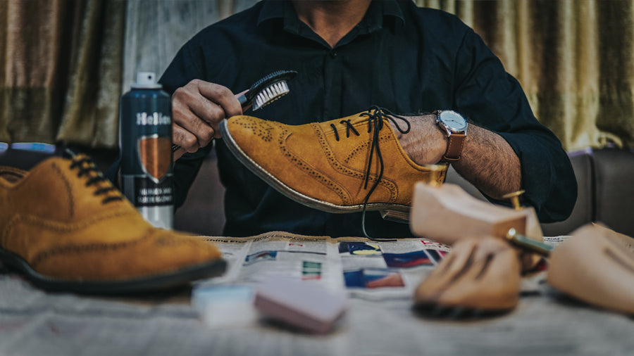 How to clean suede shoes and bags the right way?