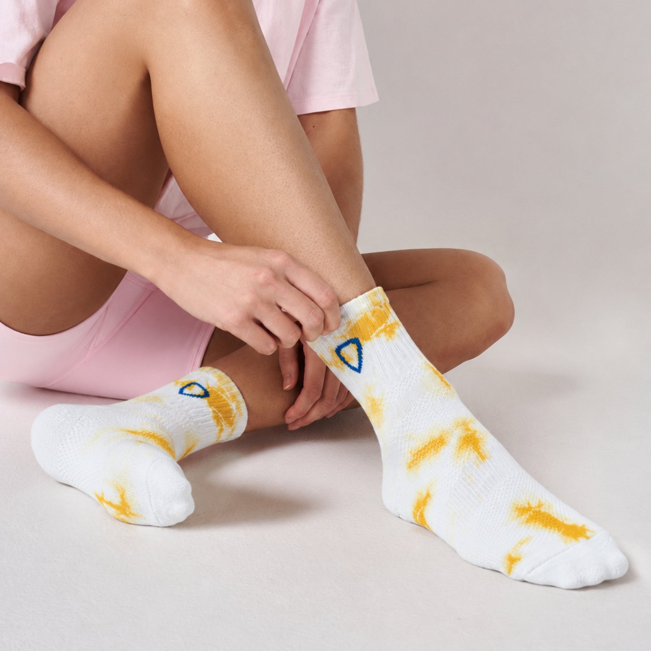 Helios Styocks Tie & Dye Ankle Length Cushion Socks