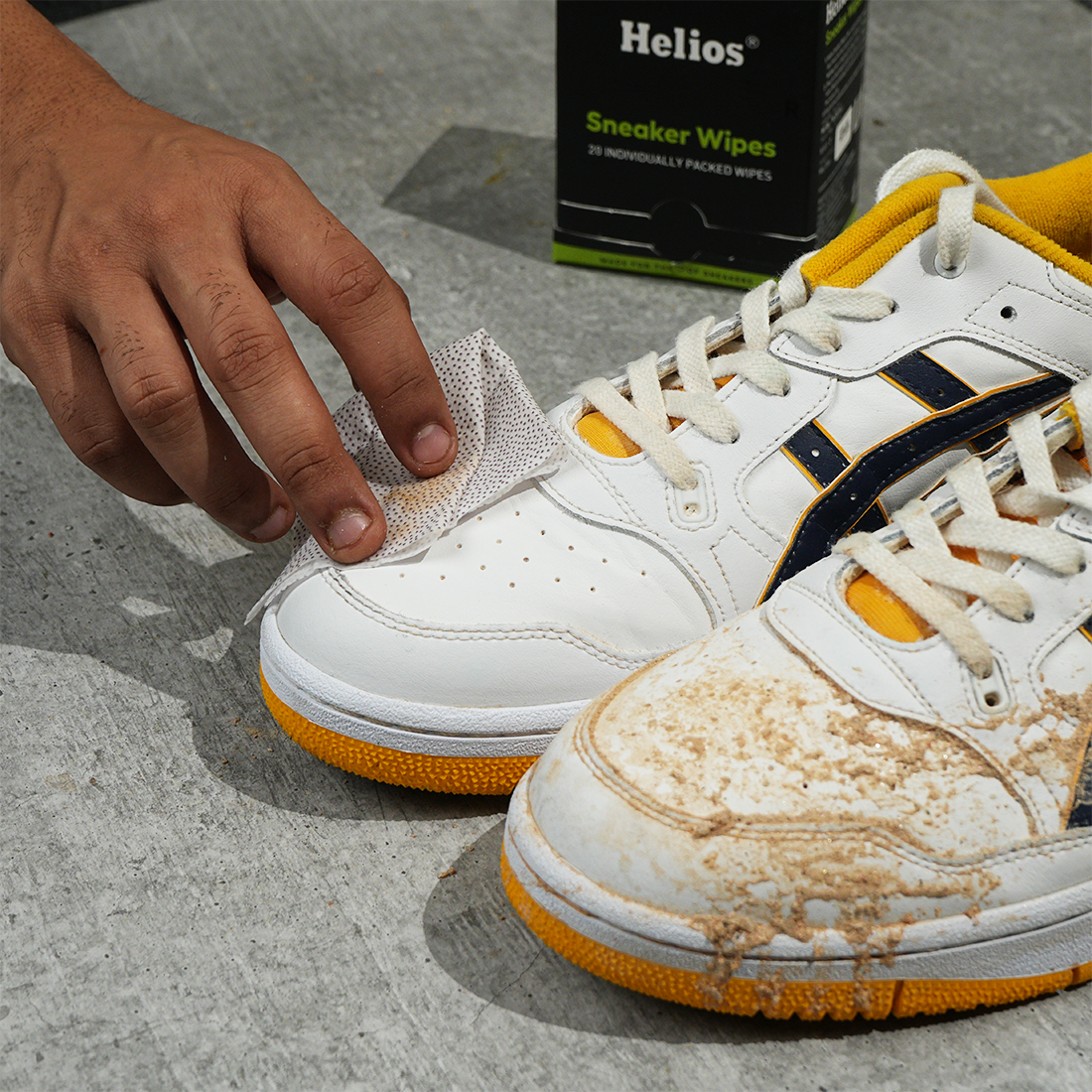 Helios Sneaker Wipes Pack of 20